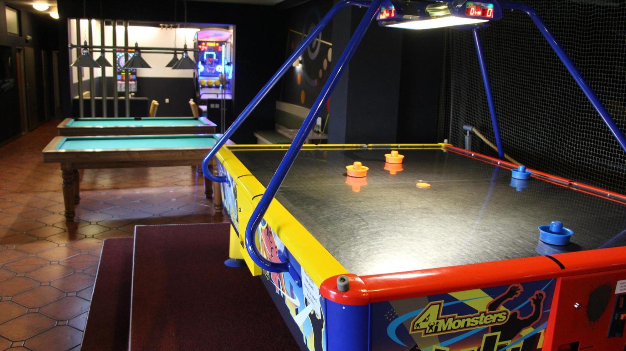 Penzion Raketa Bowling Opava Exterior photo